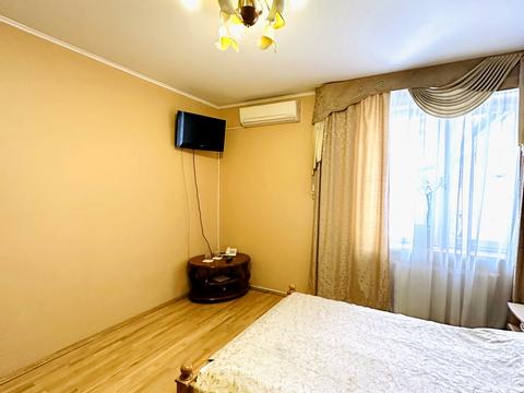 коммерческая по адресу Червоной Калины просп., 79