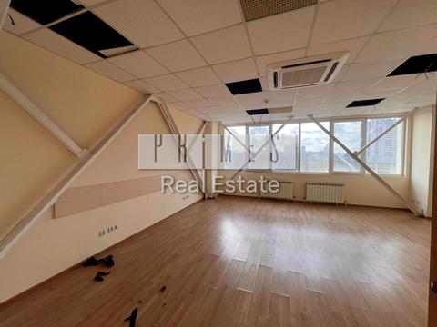 коммерческая по адресу Полевая ул., 24