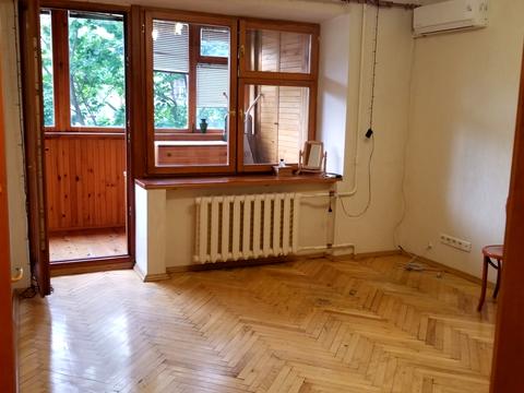 квартира за адресою Київ, Білоруська вул., 26