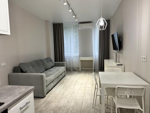 квартира за адресою Регенераторна вул., 4 к15