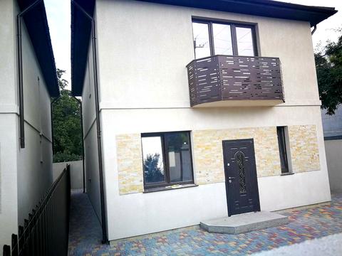 будинок за адресою Євгена Чикаленка вул.