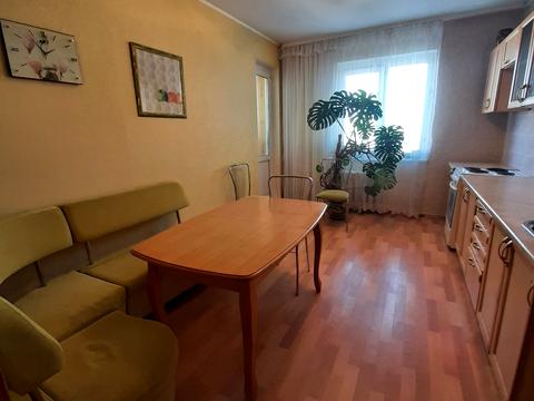 квартира за адресою Милославська вул., 45