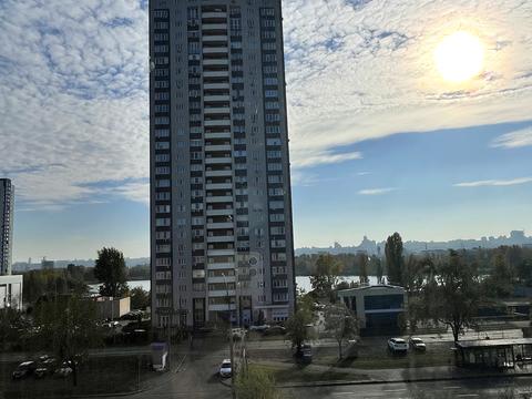 квартира по адресу Героев Полка "Азов ул. (Малиновского маршала), 13