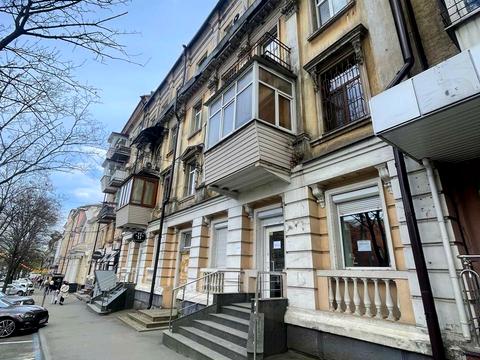 комерційна за адресою Михайла Грушевського вул. (Карла Лібкнехта), 11-А