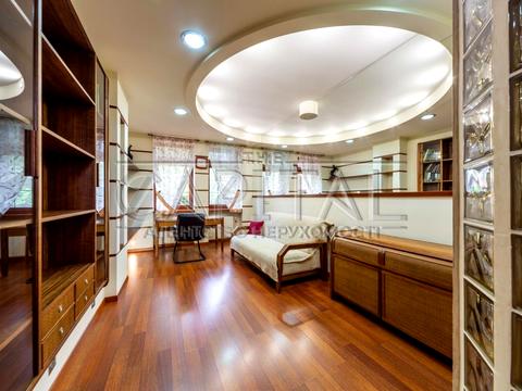 будинок за адресою Курортна вул., 9