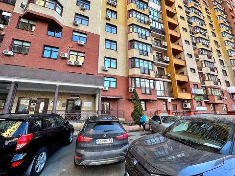 коммерческая по адресу Евгения Коновальца ул. (Щорса), 32-Б