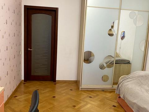 квартира за адресою Левка Лук'яненка вул. (Василя Жуковського), 21-А