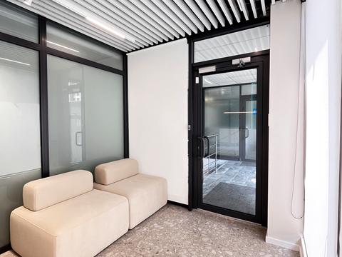 коммерческая по адресу Андрея Верхогляда ул. (Михайла Драгомирова), 14-А