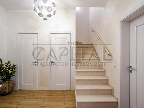 будинок за адресою Буча, Богдана Хмельницького бульв.