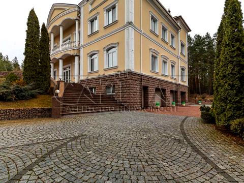 будинок за адресою Центральна, 5