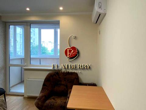 комерційна за адресою Драгоманова вул., 38