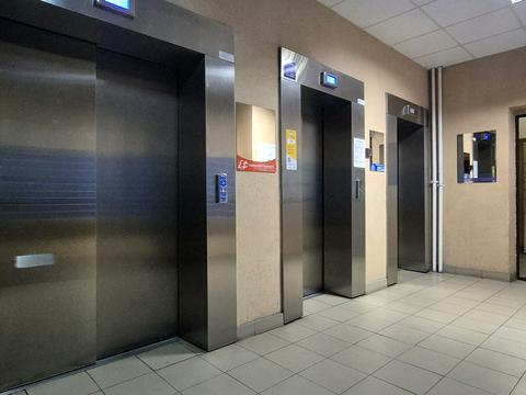 квартира по адресу Драгоманова ул., 2