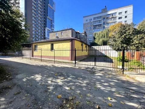 коммерческая по адресу Староказацкая ул. (Комсомольская), 78