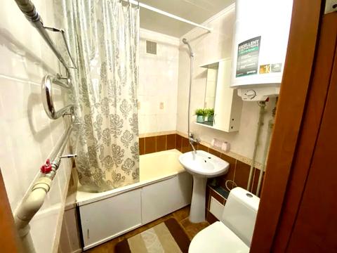 квартира за адресою Богдана Хмельницького просп. (Героїв Сталінграда), 12