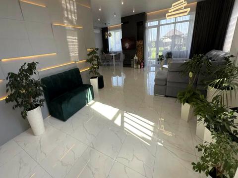 будинок за адресою с. Зазим'я, Київська вул.