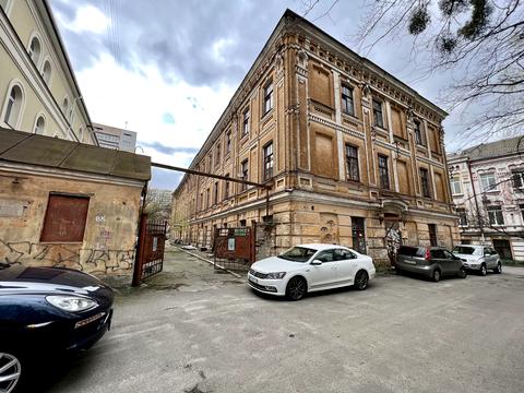 комерційна за адресою Січових Стрільців вул. (Артема), 24а