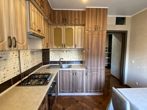 квартира за адресою Василя Симоненка вул., 2