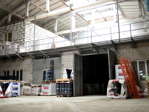 комерційна за адресою Морозова, 21