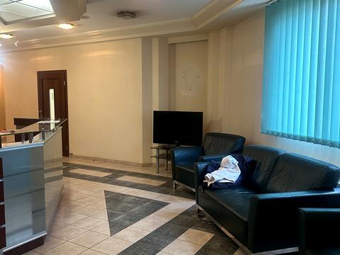 коммерческая по адресу Васильківська, 62/64