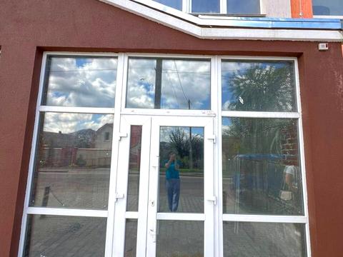 комерційна за адресою Козацька вул., 40