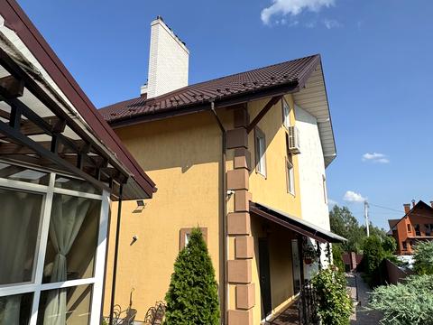 будинок за адресою Дніпровська