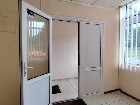 комерційна за адресою Тракторобудівників просп., 107г