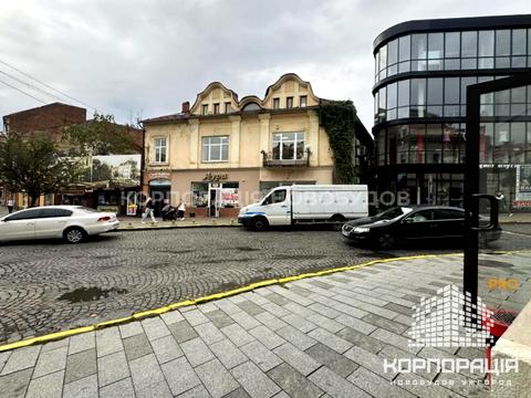 коммерческая по адресу Корятовича, 13