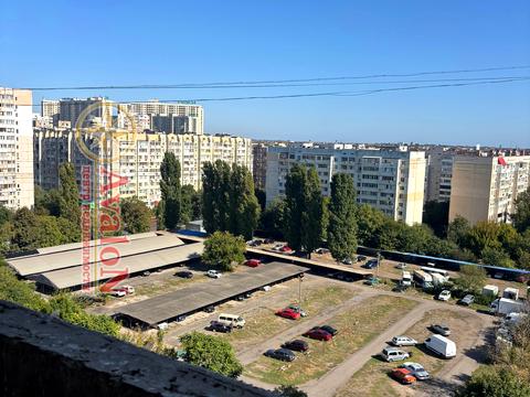 квартира за адресою Одеса, Академіка Заболотного вул., 63