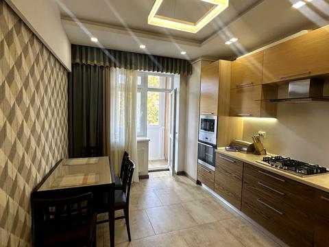 квартира за адресою Жасминова вул., 5б