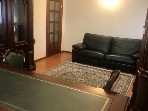 будинок за адресою Грушевського вул.