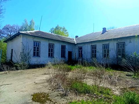 комерційна за адресою Центральна, 1А