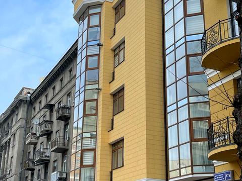 коммерческая по адресу Ивана Франко ул., 15