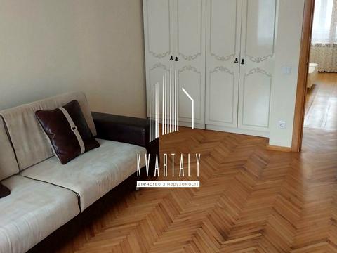 квартира за адресою Андрія Малишка вул., 3