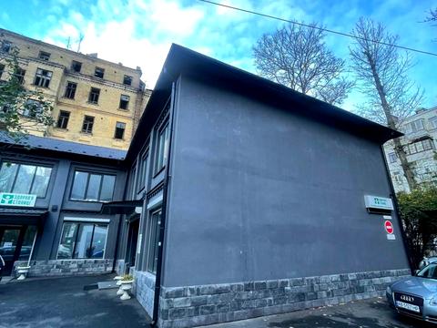 комерційна за адресою Шовковична вул., 34