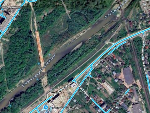 участок по адресу Ивано-Франковск, Надречная ул.