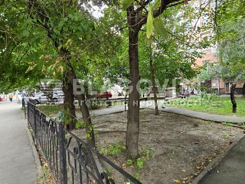 квартира за адресою Межигірська вул., 32