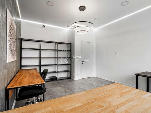 комерційна за адресою Кловський узвіз, 7a