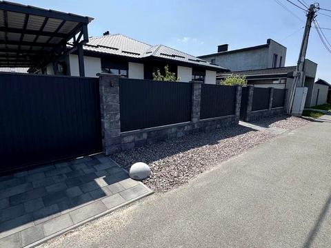 дом по адресу брусничная