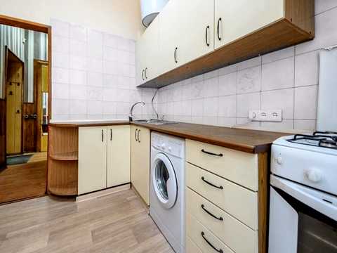 квартира по адресу Футуристів пер., 9