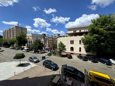 комерційна за адресою Щекавицька вул., 30/39