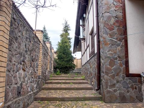 дом по адресу Луговская ул., 122