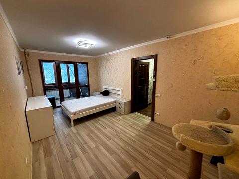 квартира за адресою 200-річчя Кривого Рогу просп., 10