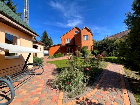 будинок за адресою Грушевського вул.