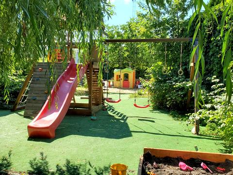 комерційна за адресою Приозерна, 7