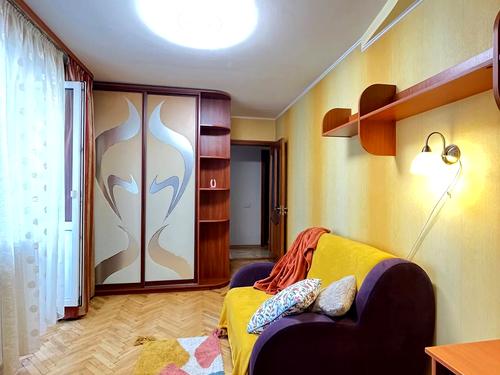 квартира за адресою Леся Курбаса просп., 3-Б