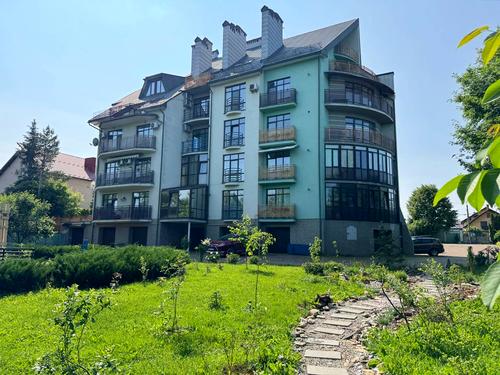 квартира за адресою Микитинецька вул., 9б