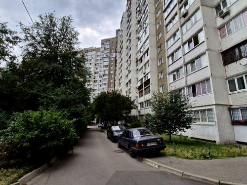 квартира по адресу Академика Заболотного ул., 100