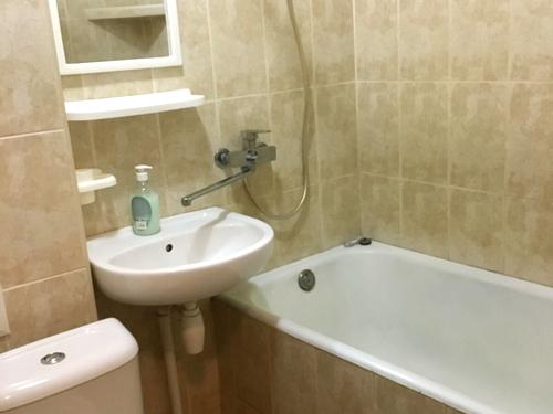 квартира по адресу Дзюби Івана, 8