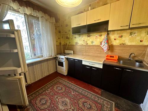 квартира за адресою Озерна вул. (Червоних Майовщиків), 3