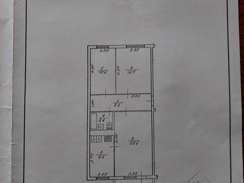 квартира за адресою Тролейбусна вул., 8